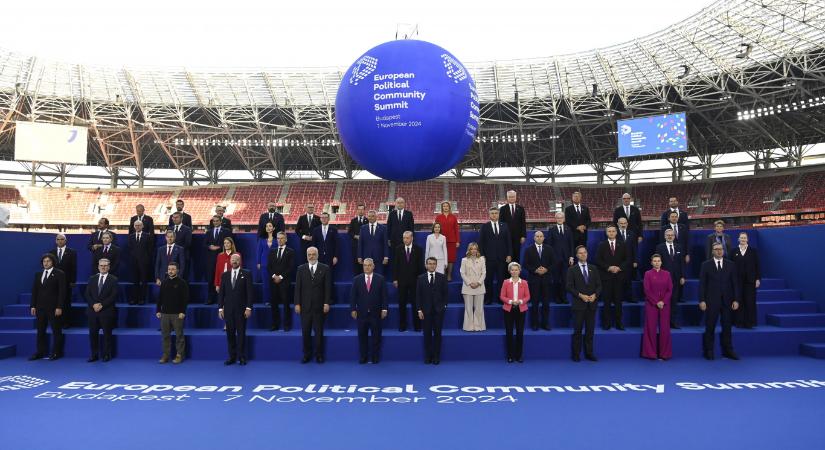 A Puskás Arénában rendezett csúcson néhányan megkérdezték Orbánt, hogy ki fizette azt a szép stadiont