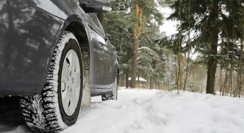 Kiderült, mikor kell lecserélni a nyári abroncsokat téli gumira