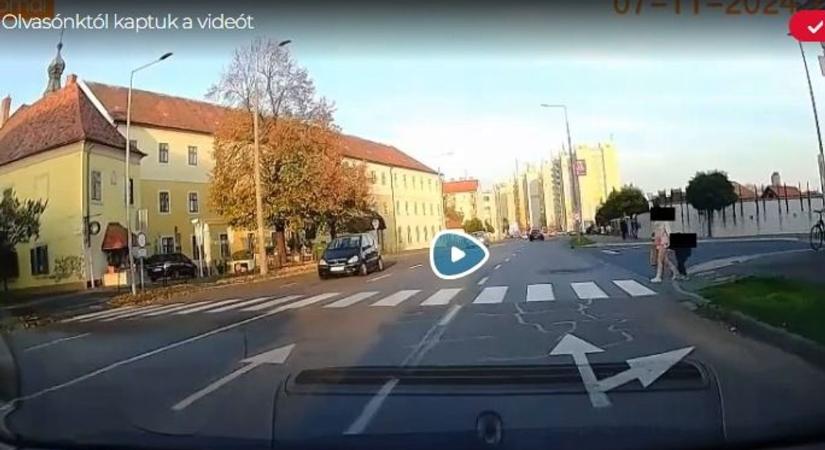 Olvasónktól kaptuk a videót: lassan életveszélyes átmenni ezen a szombathelyi zebrán