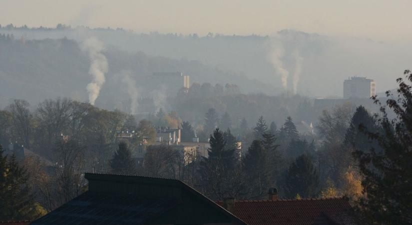 Több városban is veszélyessé vált a levegő minősége