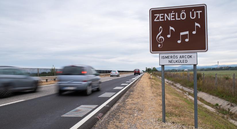 Bitumenkottából játszik a Tisza