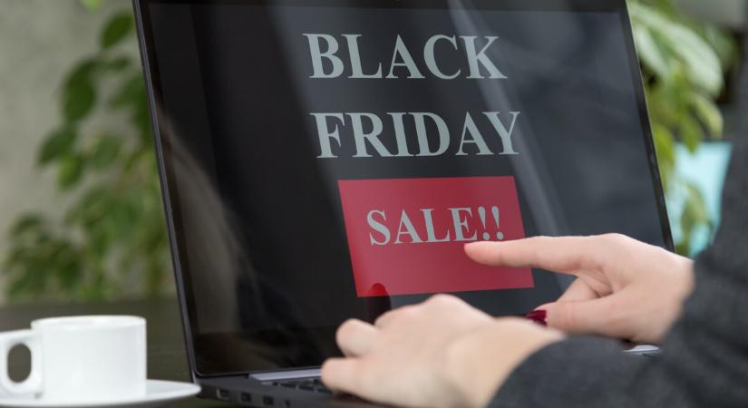 Így húzzák le most a gyanútlan vásárlókat a Black Friday-akciókkal: te ne dőlj be ennek a trükknek