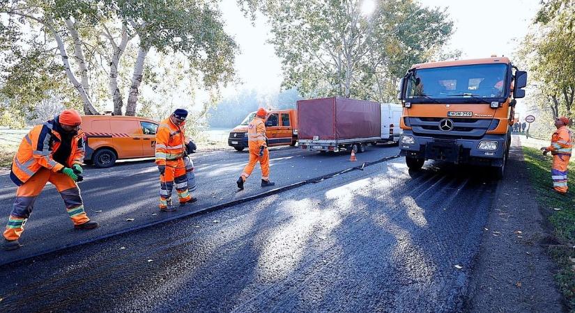 Felújítják az 53-as főút egy szakaszát – galériával, videóval