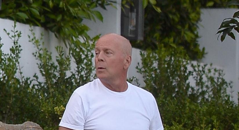 Megrűzó: Apa nem lesz jobban! Ezt tudják gyerekei Bruce Willis áééapotáról