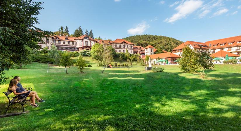 Erzsébet Park Hotel, Parádfürdő