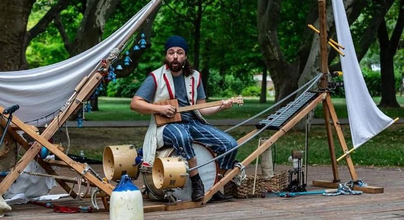 Gulliver utazásai Danny Bain-nel Szegeden