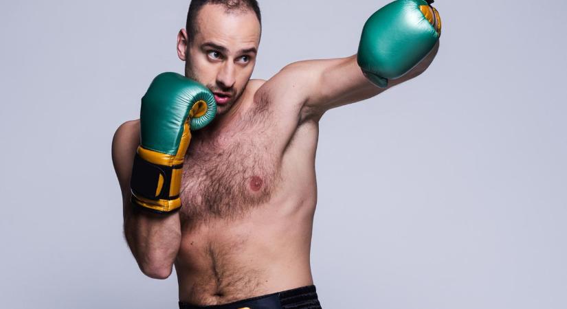 Brasch Bence legyőzte a kétméteres szlovák TikTok-sztárt a Hell Boxing Kings-en