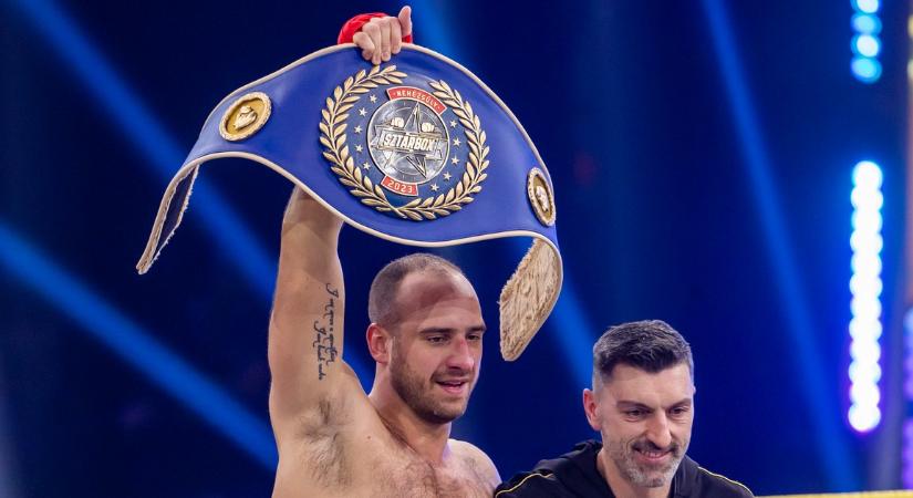 Micsoda meccset láthattunk! Nem hiszünk a szemünknek: Brasch Bence tegnap ringbe lépett a 100.000 dolláros fődíjért a Hell Boxing Kings-en és ami történt...