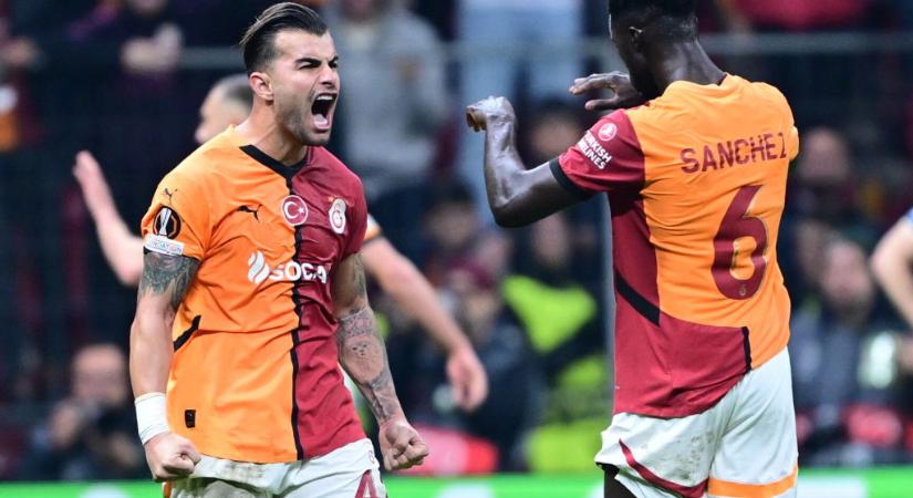 Egy támadáson belül mutattak be két gyönyörű ollózós mozdulatot a Galatasaray középhátvédjei – VIDEÓ