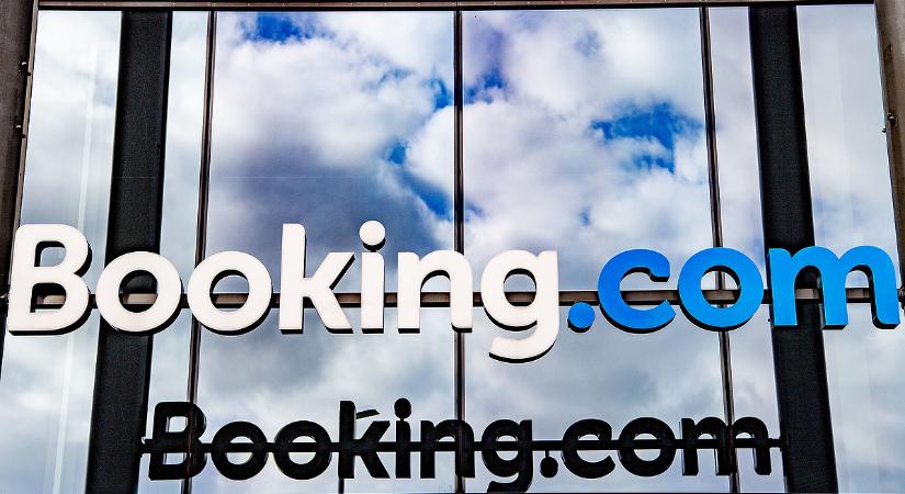 Fájdalmas lépésre szánta el magát a Booking.com