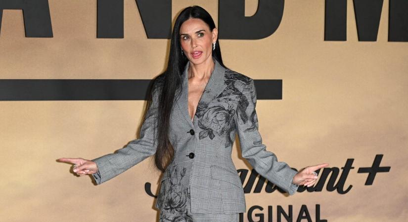 Demi Moore születésnapot ünnepel: 62 évesen is irtó szexi - fotókon a színésznő életének legfontosabb pillanatai