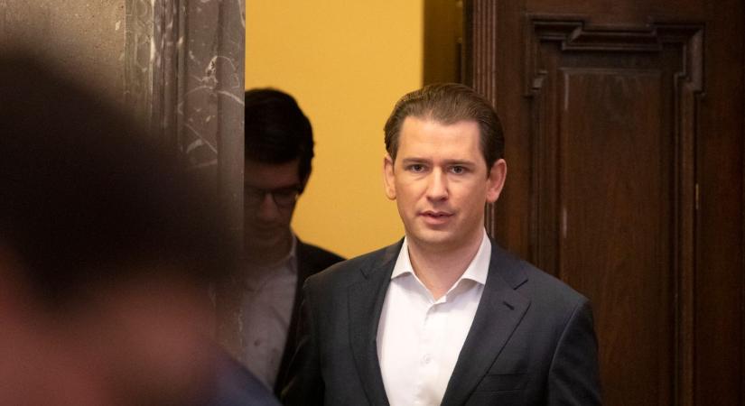 Seabstian Kurz: „Hála Istennek, ez a német kormány összeomlott!”