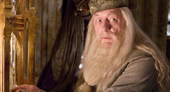 Megvan az új Dumbledore? Ezt a színészt nézték ki a szerepre a készülő Harry Potter-sorozathoz