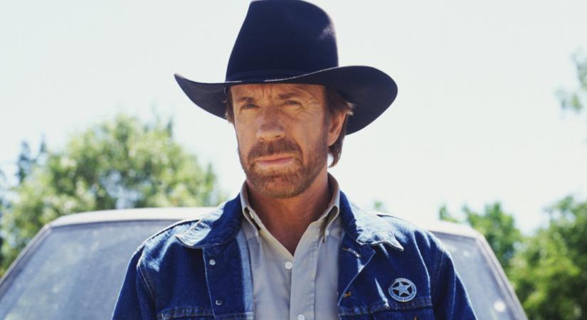 Chuck Norris alaposan megőszült, de 84 évesen is legyőzhetetlen