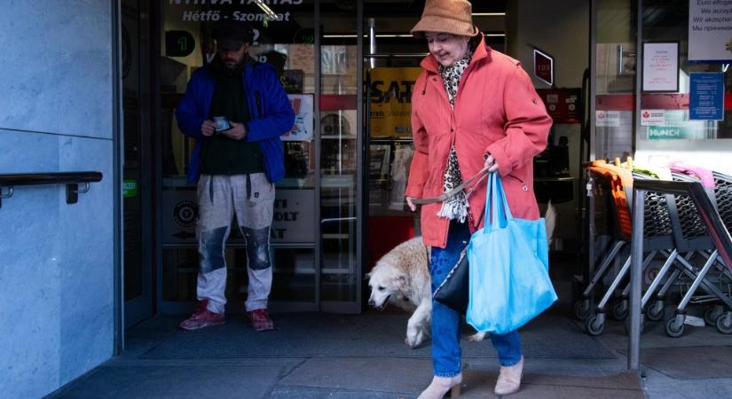 Jó hír a nyugdíjasoknak: már mikulás előtt megérkezhet a decemberi nyugdíj