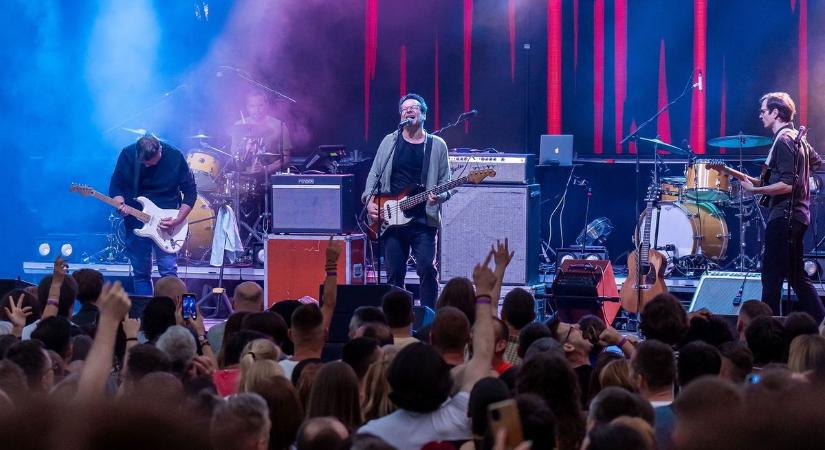 Télen sem lassít a Bridge: minden hétvégére jut koncert a Széchenyi Egyetem klubjában – képgaléria