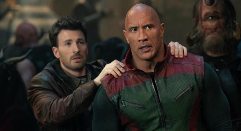 Dwayne Johnson üres flakonokba vizelt legutóbbi filmjének a forgatásán