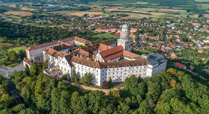 A hazai vallásturizmus az európai élvonalba tartozik