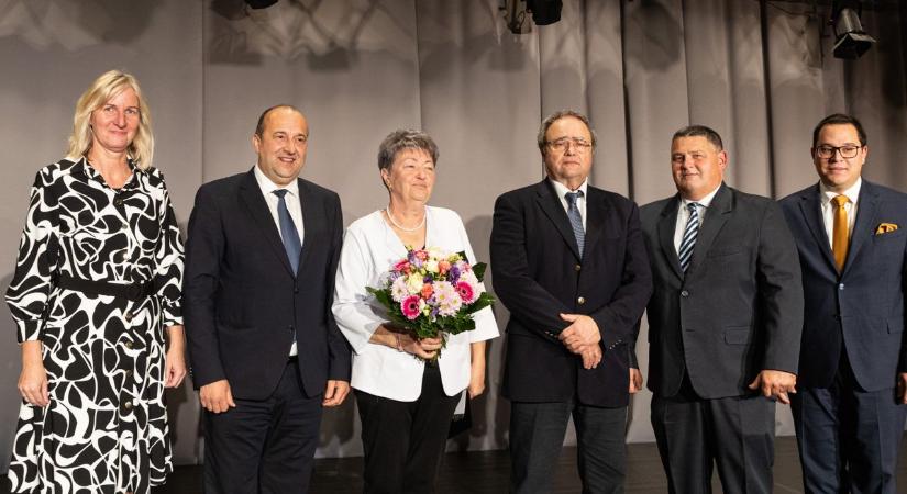 Fáradhatatlan munkájukkal érdemelték ki a díjat a szociális munka napján