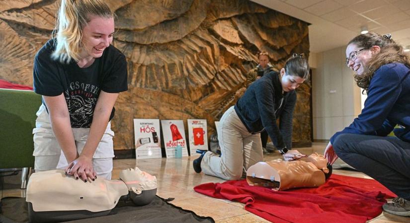 Újraélesztéssel döntenének rekordot a Rotary Club - 8 iskola segít ebben