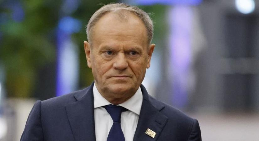 Kinek a nevében beszél Donald Tusk?