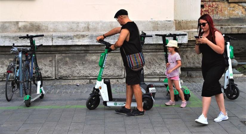 A gyalogosok rémei, akik nem tisztelik a járdát