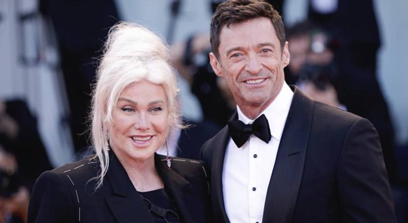 Hugh Jackman megcsalta idősebb feleségét a kolléganőjével: újabb részletek derültek ki a színész botrányos válásáról