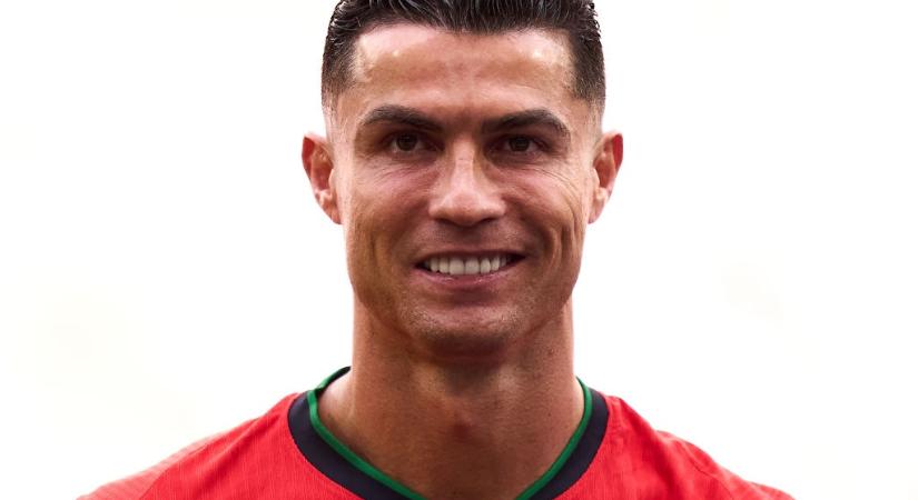 Ennyire hasonlít Cristiano Ronaldóra szülinapos, 7 éves, gyönyörű kislánya