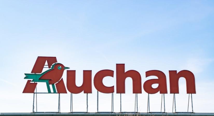 Döntött az Auchan: így tartanak nyitva az áruházak december 24-én