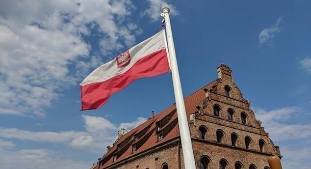 A lengyelek túlnyomó többsége támogatja az orosz nagykövet kiutasítását