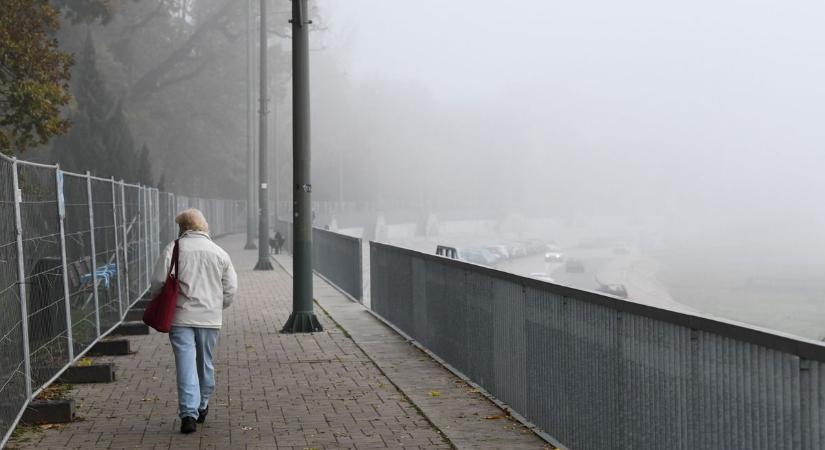 Felhős, párás, ködös idő várható csütörtökön