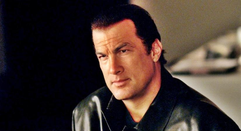 Az asszisztensét vette el feleségül – Ő Steven Seagal ritkán látott felesége