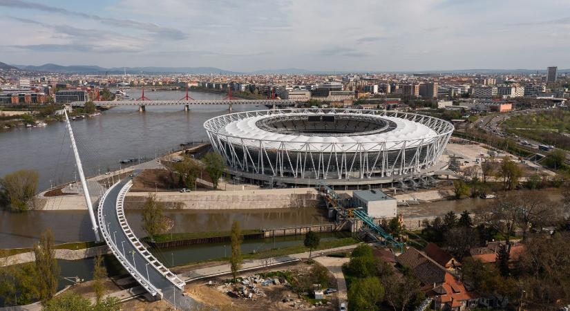 A világ legjobbjai között az Atlétikai Stadion tetőszerkezete