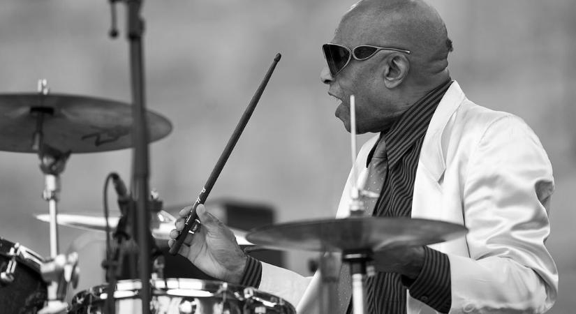 Elhunyt Roy Haynes legendás amerikai jazzdobos, akinek a hangját a GTA videójátékban is hallhatjuk