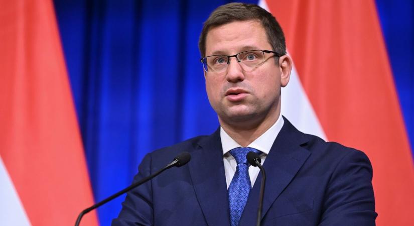 Kövesse nálunk élőben Gulyás Gergely hamarosan kezdődő tájékoztatóját!