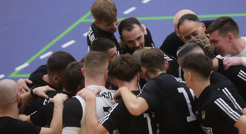 A Veszprém elleni rangadóra készülnek a DEAC férfi futsalosai