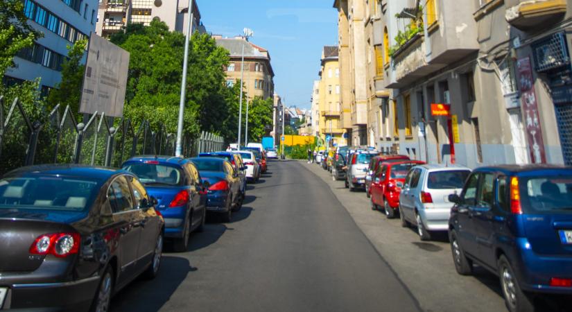 Százmilliárdos hasznot hozna Budapesten a parkolási díjak emelése