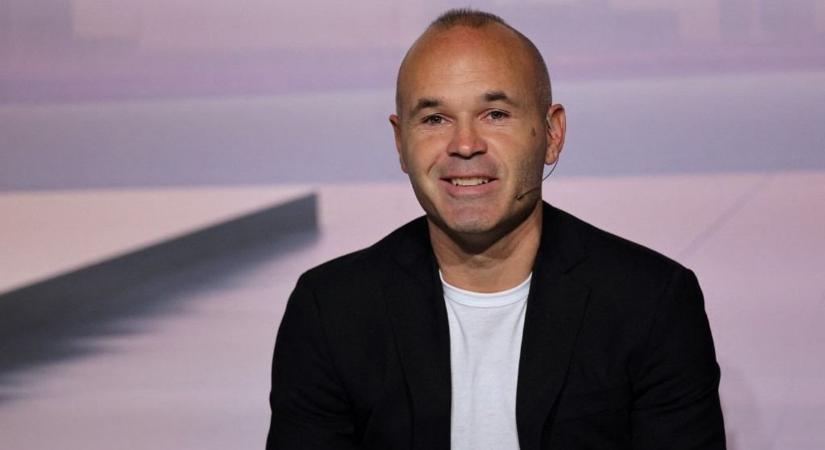 Futballcsapatot vett Andrés Iniesta