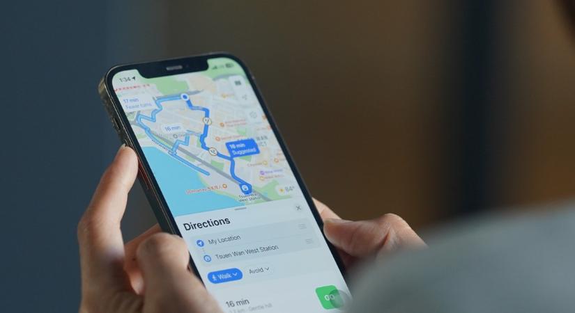 A Google Térkép új termékkereső funkciót és tömegközlekedési késésjelentést kap