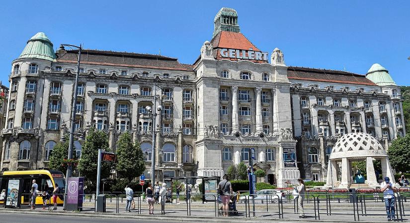 Már szépül a Gellért Hotel, nálunk most bekukkanthat az állványzat mögé