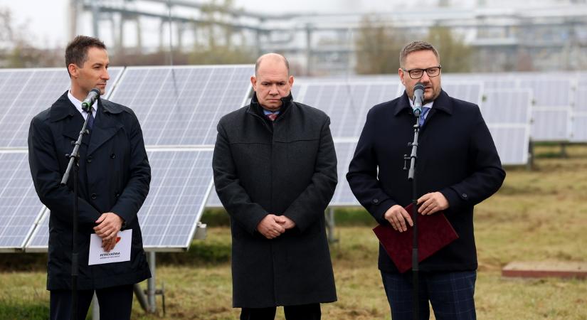 Az ország egyik legnagyobb, fogyasztóhoz csatlakozó napelemparkját építi a Mol