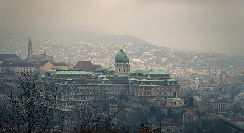 Teljes a bizonytalanság, megérkezett az álcázott front