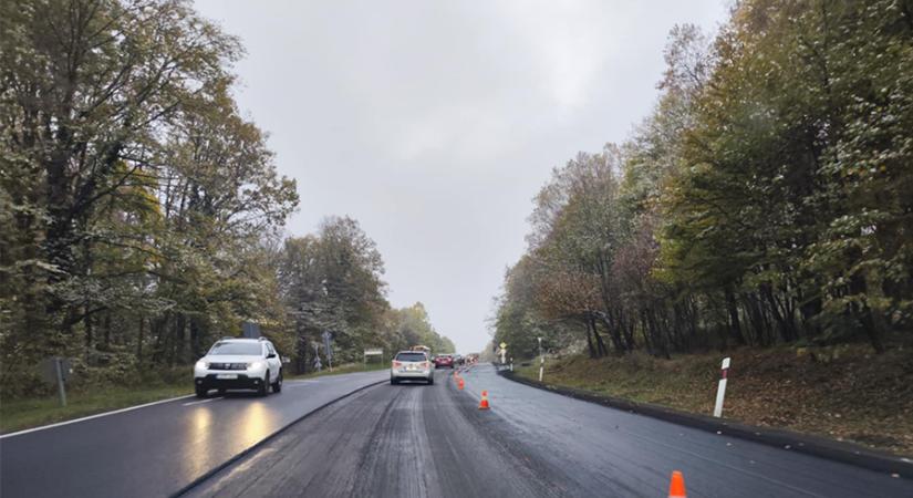 Óvatosan Pécs felé, a Közút szakemberei a héten munkálatokat végeznek