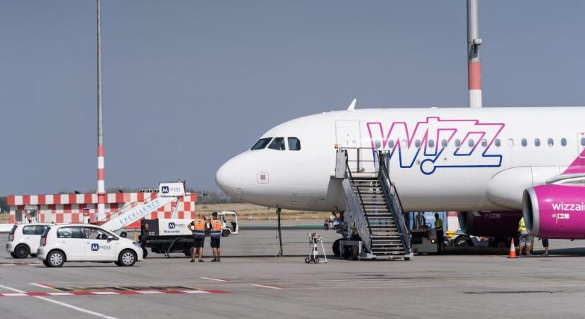 Szigorúbban ellenőrzi a Wizz Air a kézipoggyászokat