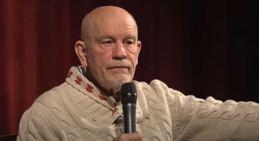 Hoppá: John Malkovich Temesváron bukkant fel!