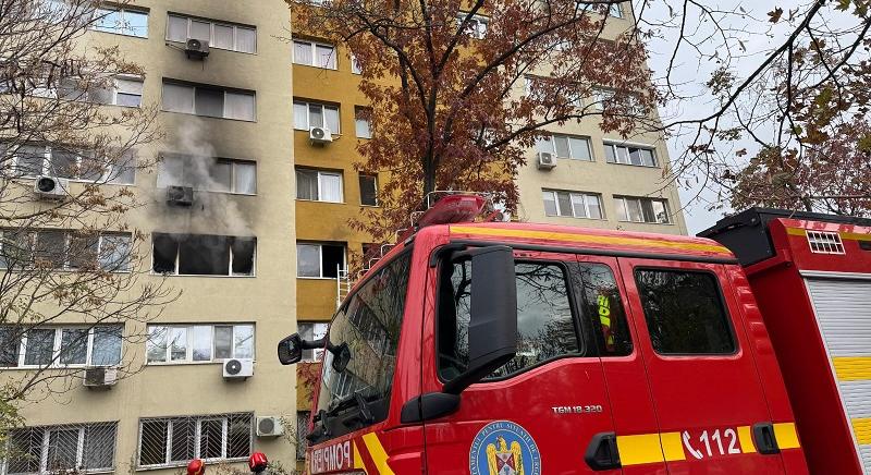 Lakástűzből mentettek két idős nőt