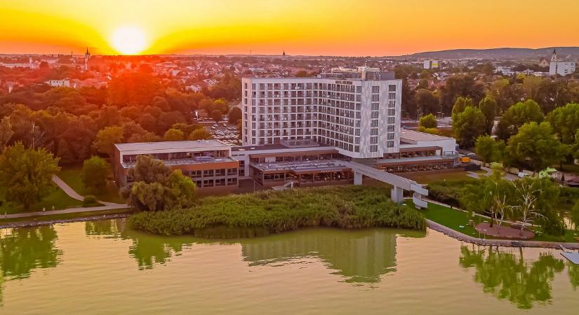 Hotel Helikon, ahol az ősz is nyár!