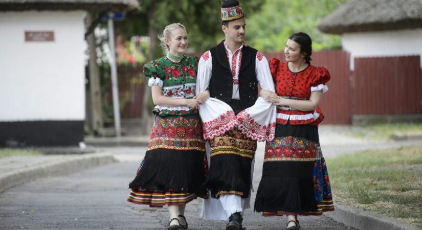 A matyó hímzéstől a bajai halászléig