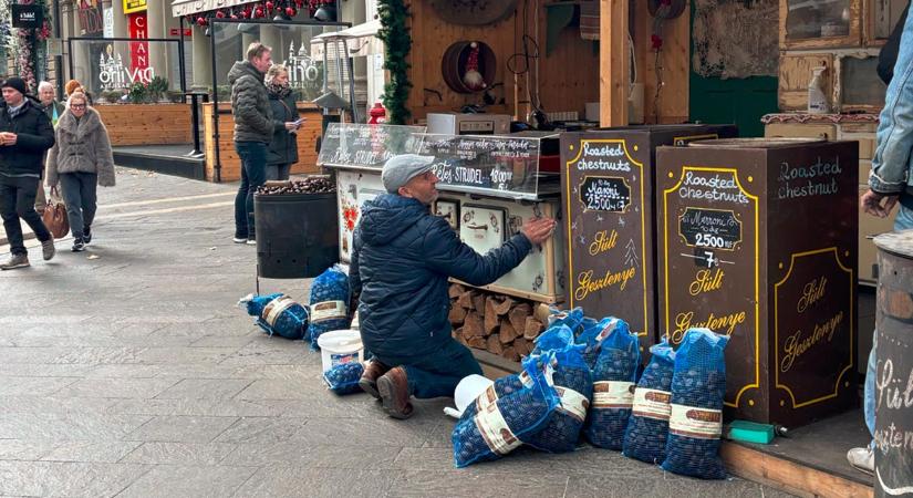 Horrorárakkal nyílt meg az Advent Bazilika karácsonyi vásár: 1800 forint a rétes, 6 ezer a lángos