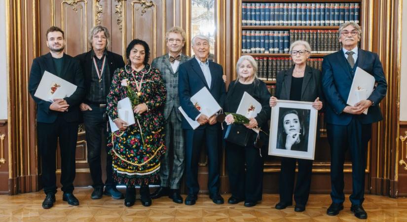 Budapest díszolgára lett Bródy János, Pogány Judit és Tompos Kátya is